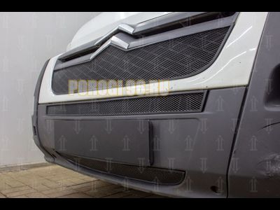 Защита радиатора Citroen Jumper 2006-2014 black верх
