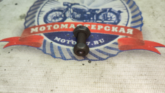 Болт регулировки коромысла Урал Днепр с гайкой