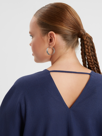 Топ свободный с угловым вырезом