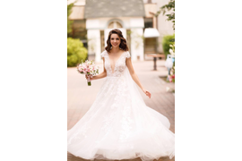 REAL BRIDES &quot;Amalia&quot;