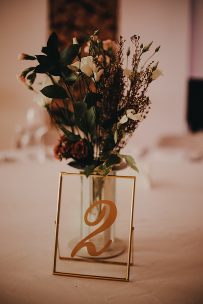 Композиция на стол "Ампулки"