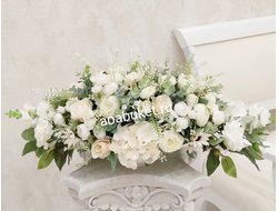 Белая горизонтальная композиция из искусственных цветов - Белое солнце № УНС013