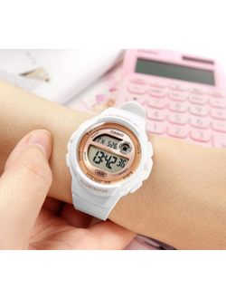 Часы Casio LWS-1200H-7A2