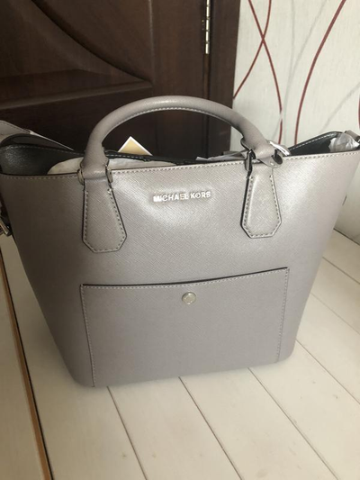 Сумка Майкл Корс Гринвич серебристая