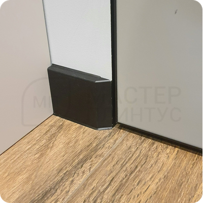 Плинтус ХДФ Dollken Cubu Flex Life 80мм Х 2,5 м 1001/1144 Черный