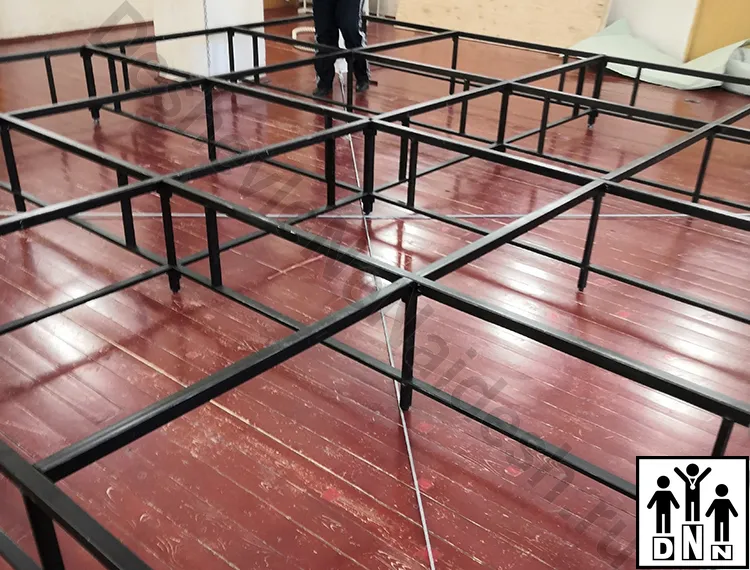 Монтаж ринга на помосте