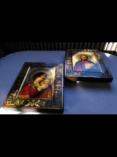 Венчальная пара. Образ Спасителя. Образ Пресвятой Божией Матери “Казанская”. Рукописные иконы 22х28см.