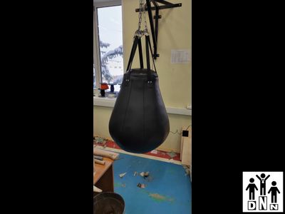 Груша боксерская на стропах из натуральной кожи, Высота 100 см, диаметр 80см, вес 100кг (толщина кожи до 2 мм) DNN