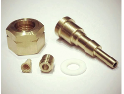 Гайка-штуцер универсальная, на баллонный вентиль (с пламегасителем)