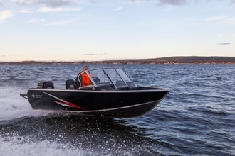 Моторная лодка Realcraft 470 Fish Pro