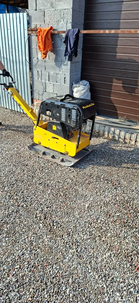 Аренда реверсивной виброплиты