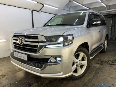 Рестайлинг Toyota Land Cruiser 200 Executive Lounge