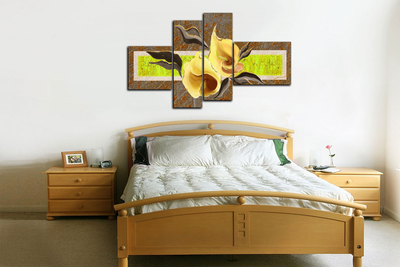 Модульная картина "Цветы на зеленом"