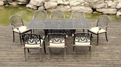 Обеденный стол из литого алюминия Rimini