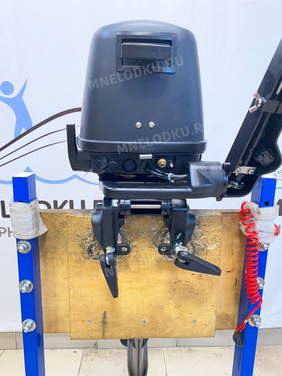 Лодочный мотор GLADIATOR G9.8FHS BLACKLINE спереди