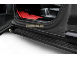 Пороги алюминиевые "Premium Black" 2000 черные Slitkoff для Volkswagen TERAMONT (2018-2025)