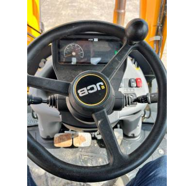 Экскаватор-погрузчик JCB 3 CX