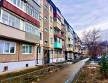 3-к б/у квартира, 47,0 кв.м., ул. Февральская, д.75, 2/5 этаж.