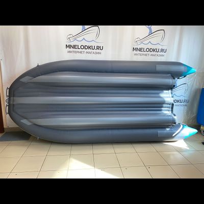 Моторная лодка SKAT TRITON 390