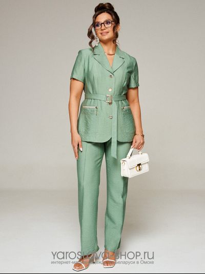 Женский льняной костюм мятного цвета