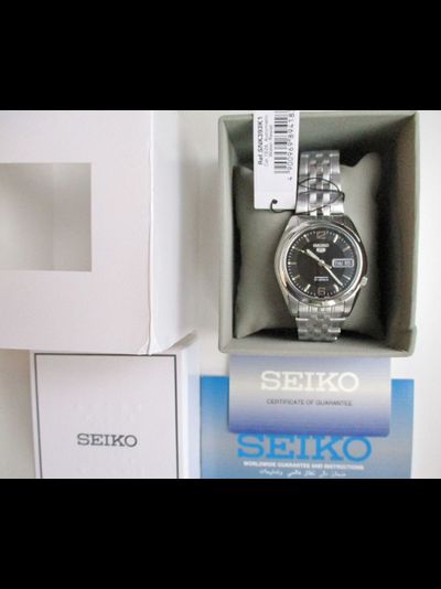Наручные часы Seiko SNK393K1