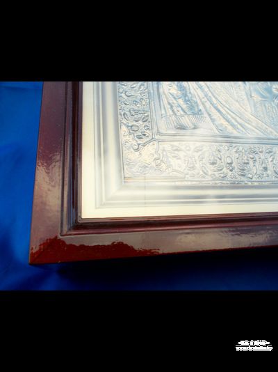 Киот для иконы в окладе