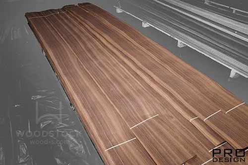 ШПОН ОРЕХ АМЕРИКАНСКИЙ QUARTER А