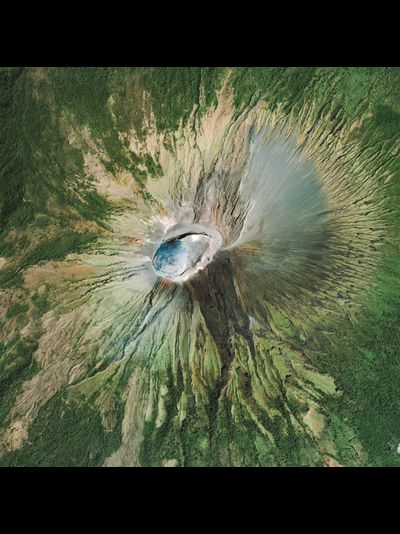 Картина обогреватель, спутниковое фото Кристобальского вулкана