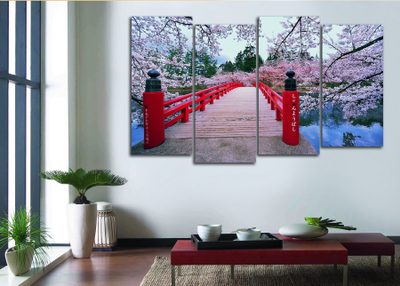 Модульная картина "Цветущий мостик. Сакура"