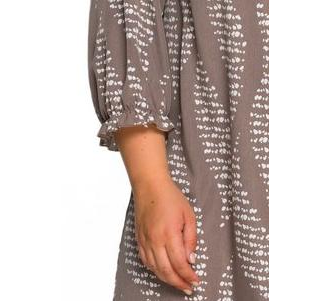 Платье с защипами по горловине ЛТ 2232501 кофейный с абстракцией