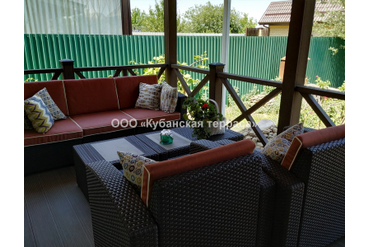 Терраса и ограждения ДПК, с мебелью из ротанга