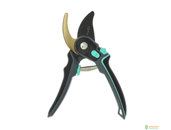 Секатор профессиональный садовый ZM 3001