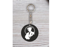 Брелок Выпускной с гравировкой №23