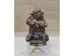 МАГНИТ МЕДВЕДЬ С АВТОМАТОМ МАЛЫЙ , АРТ А-132. ОПТ