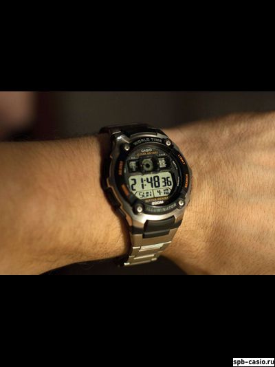 Часы Casio AE-2000WD-1A