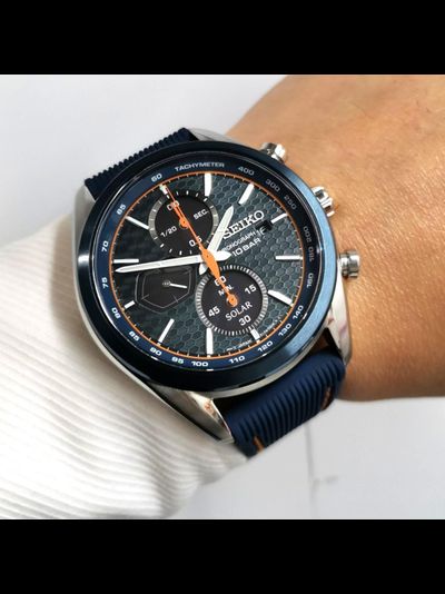 Наручные часы Seiko SSC775P1