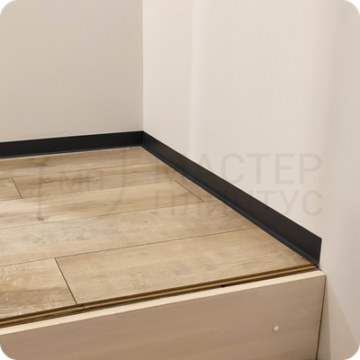 Плинтус эластичный Dollken WLK50 Черный