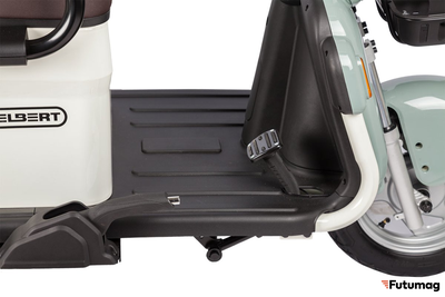 Электротрицикл Rutrike Gelbert Beta 48V/60V 800Вт серо-белый