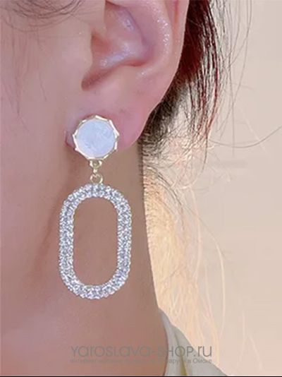 Овальные клипсы со стразами