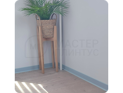 Плинтус ХДФ Dollken S100 100мм Х 2,575 м 1012/1202 Светло-серый в интерьере 5