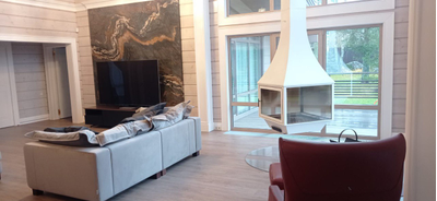 Подвесной панорамный камин VETRO