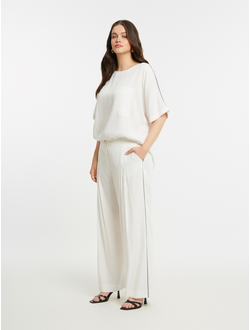 Женская блузка с принтом большого размера в модном бутике XLady