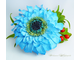 Заколка-автомат "Синяя гербера с брусникой".