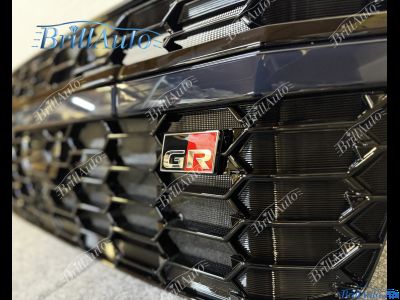 Решетка Toyota Land Cruiser 300 LED антихром