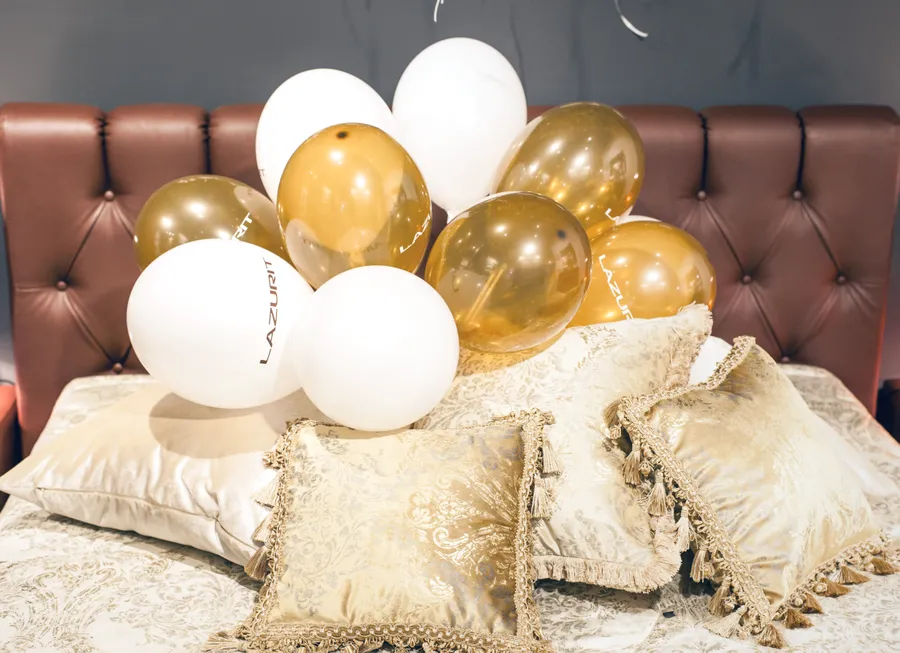 Открытие фирменного салона мебели "Лазурит"