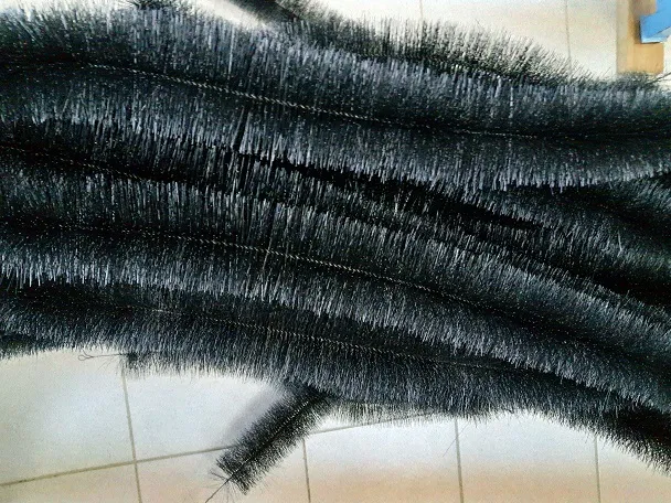 Ритуальный ерш;
Цвет - Черный;
D - 7 см;