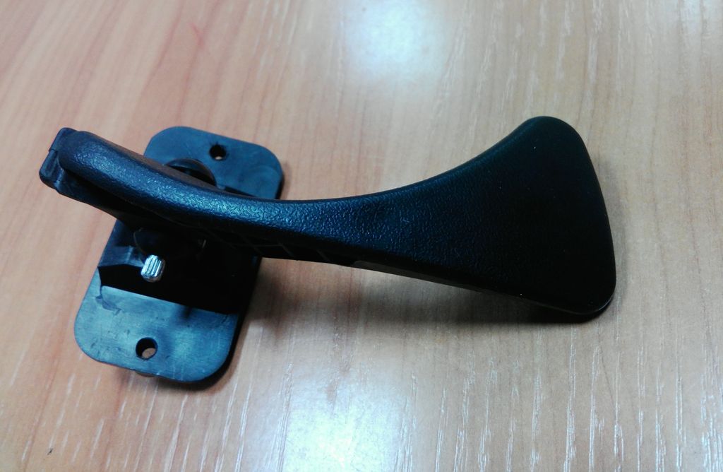 Защелка багажника 2111