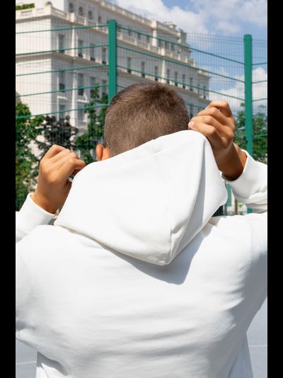 Худи с боковыми карманами