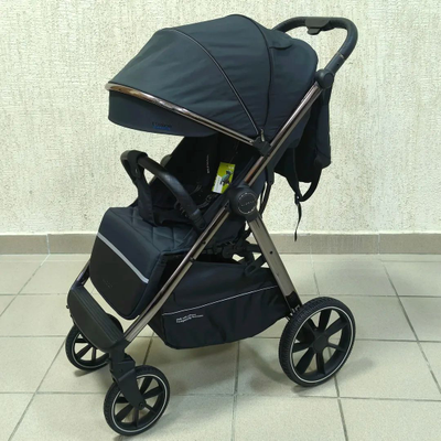 Детская коляска LUXMOM H18 Черный