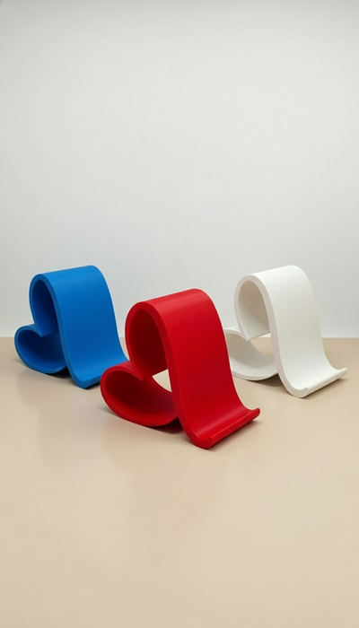 Подставка под телефон в виде сердца